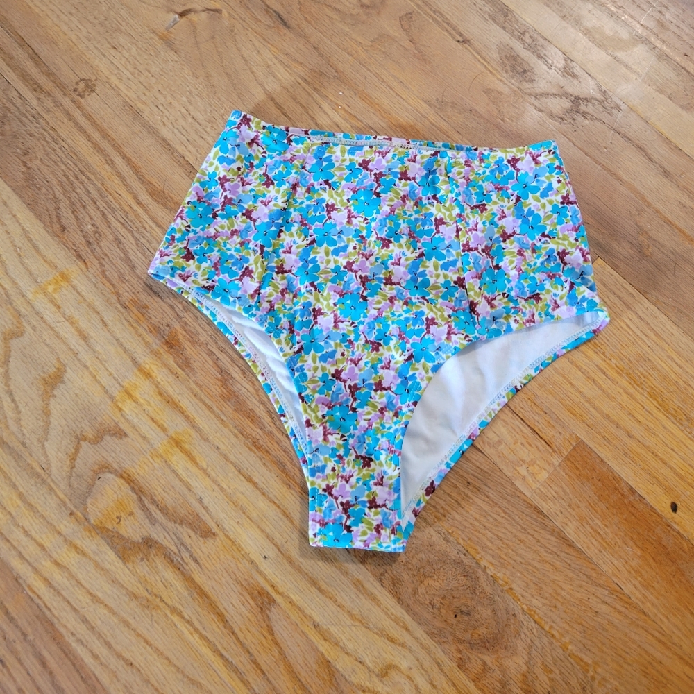 NWT xhilaration Sz XS High Waist Swim Bottom